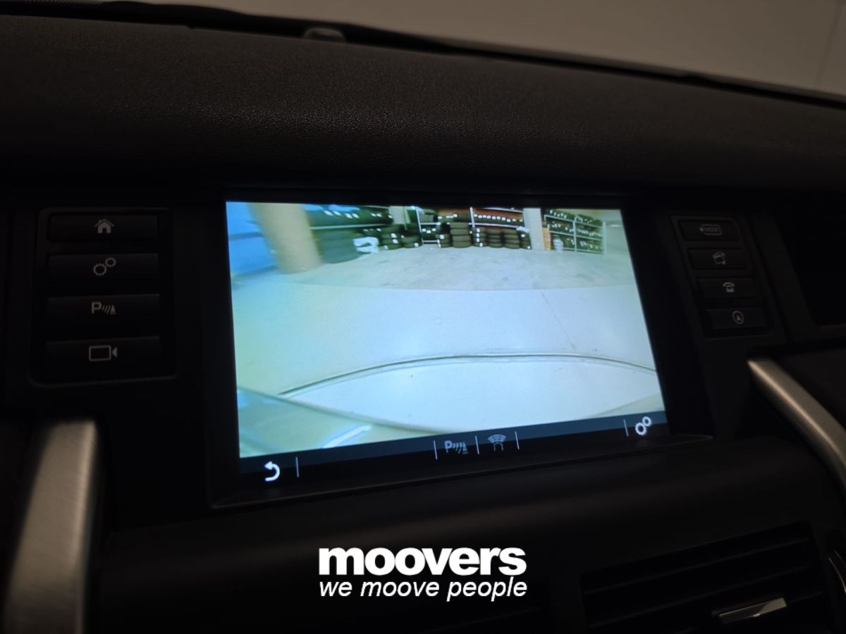 LAND ROVER Discovery Sport 2.0 TD4 180 CV HSE